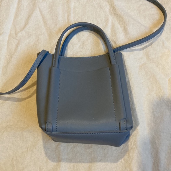 Miniso Bag - Picture 3 of 13